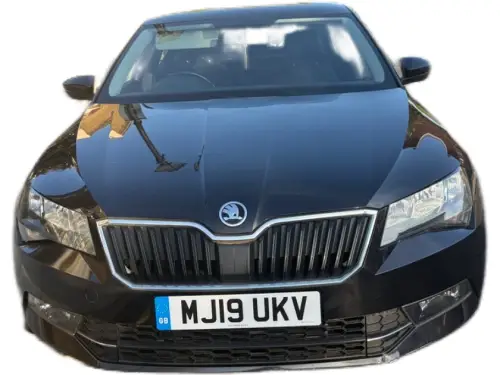 Škoda Superb MJ19 UKV