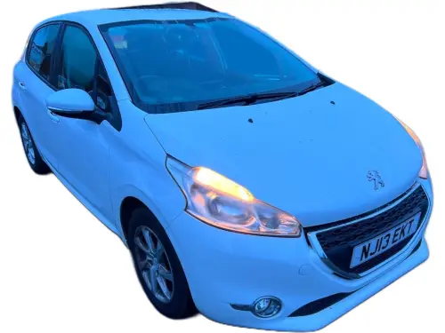 Peugeot 208 NJ13 EKT