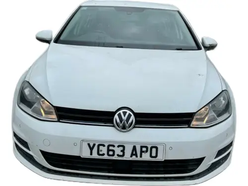 Volkswagen Golf SE Bluemotion Tech TSI YC63 APO