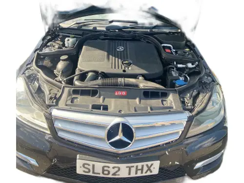 Mercedes-Benz C220 AMG Sport CDI Blueef-CY A SL62 THX