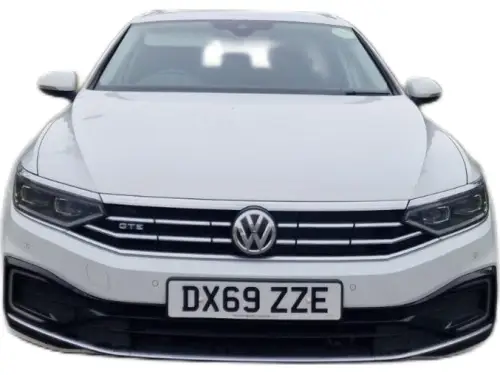 Volkswagen Passat DX69 ZZE