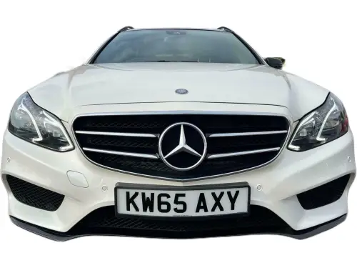 Mercedes-Benz E KW65 AXY