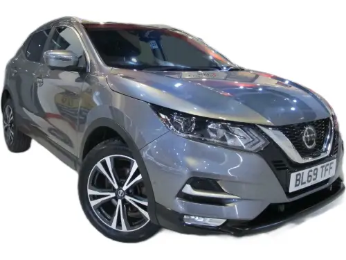Nissan Qashqai N-Connecta DIG-T S-A BL69 TFF