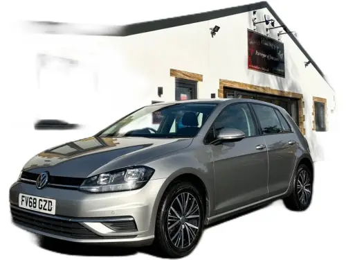 Volkswagen Golf FV68 GZD