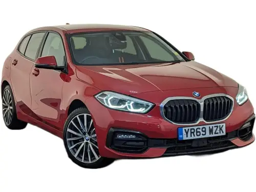 BMW 118 YR69 WZK
