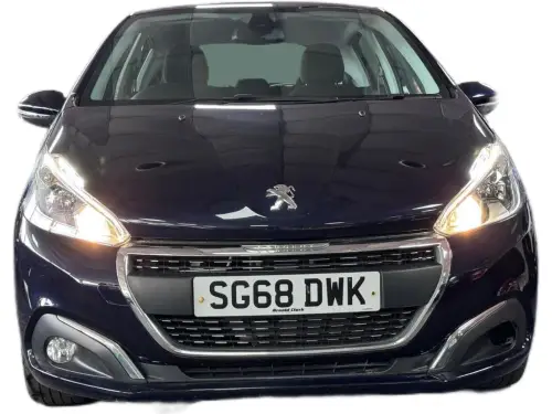 Peugeot 208 Signature S/S SG68 DWK