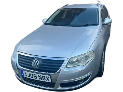 Volkswagen Passat H-Line TDI 140 DSG AJ09 NBX