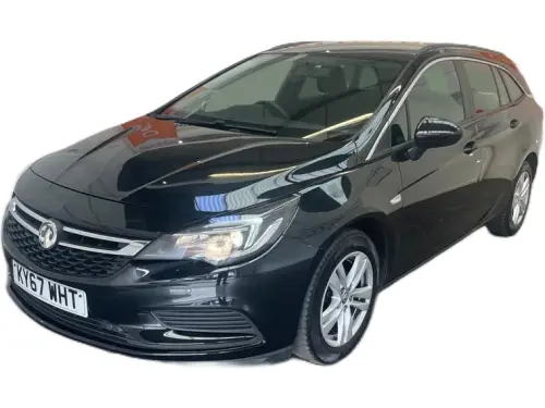 Vauxhall Astra KY67 WHT