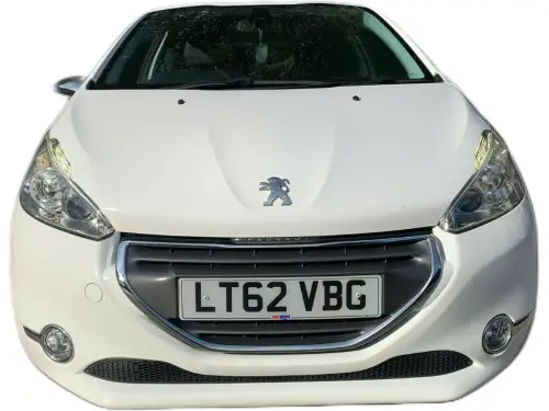 Peugeot 208 Allure LT62 VBG