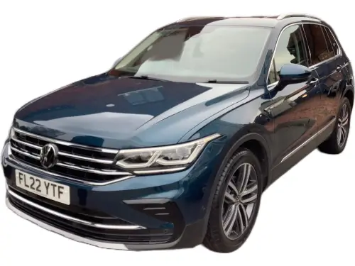 Volkswagen Tiguan Elegance TSI S-A FL22 YTF