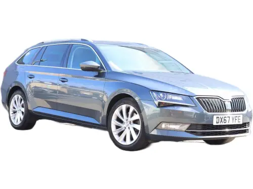 Škoda Superb DX67 YFE