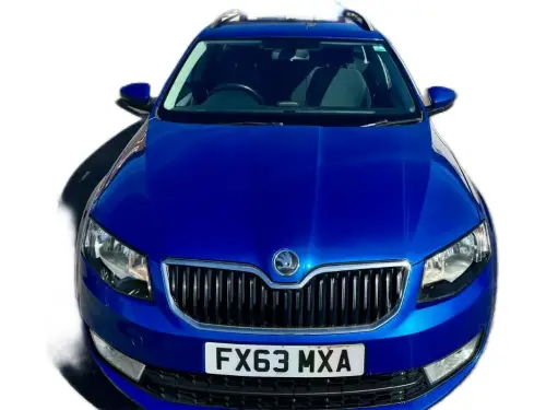 Škoda Octavia FX63 MXA