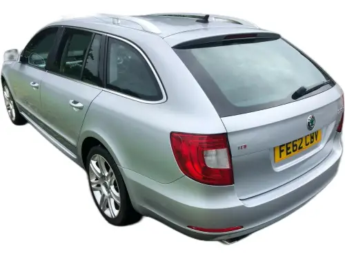 Škoda Superb Elegance Tdicr S-A FE62 CBV