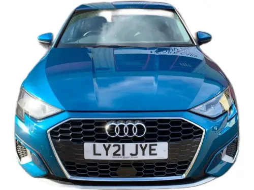 Audi A3 Sport 35 TDI S-A LY21 JYE