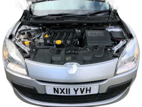 Renault Megane Dynamique Tomtom VVT NX11 YVH
