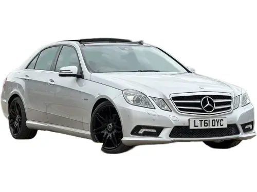 Mercedes-Benz E LT61 OYC
