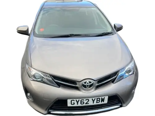 Toyota Auris GY62 YBW