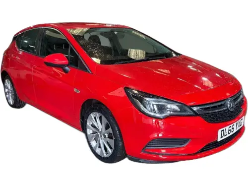 Vauxhall Astra DL66 YXG