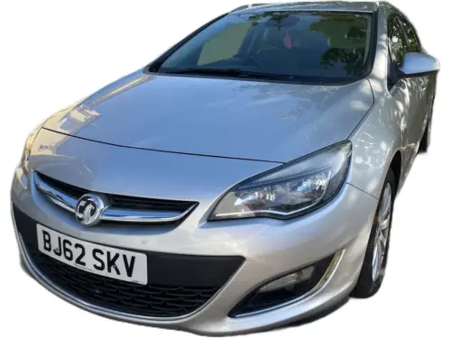 Vauxhall Astra BJ62 SKV