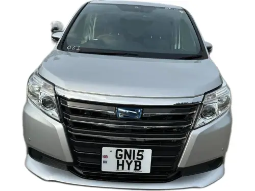 Toyota Noah GN15 HYB