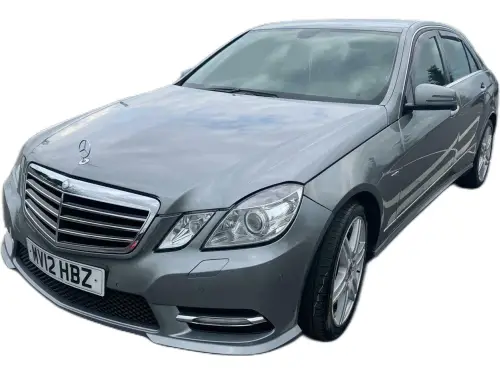 Mercedes-Benz E220 Exec-IVE SE CDI Blue-CY A MV12 HBZ