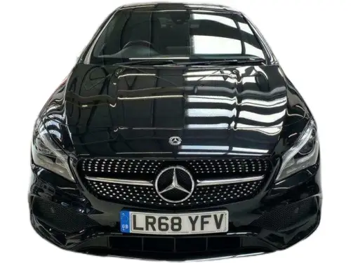 Mercedes-Benz CLA 220 AMG Line Night ED D A LR68 YFV
