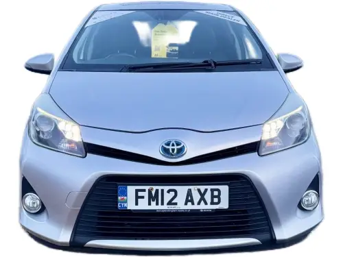 Toyota Yaris FM12 AXB