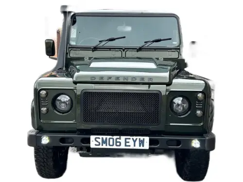 Land Rover Defender SM06 EYW