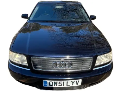 Audi A8 OW51 LYV