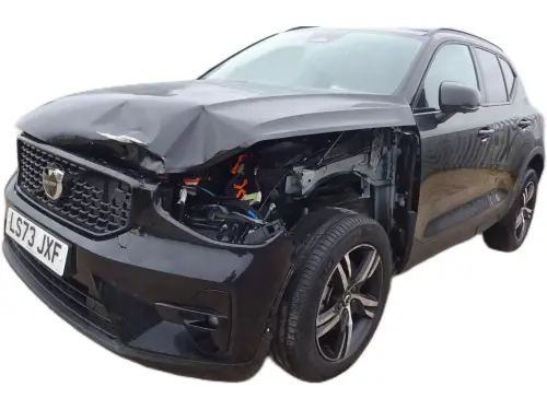 Volvo XC40 + B3 MHEV Auto LS73 JXF