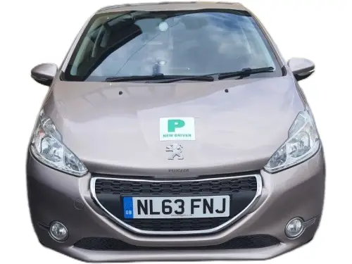 Peugeot 208 NL63 FNJ