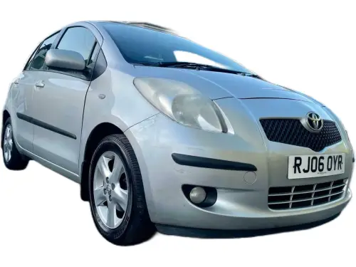 Toyota Yaris T Spirit RJ06 OYR