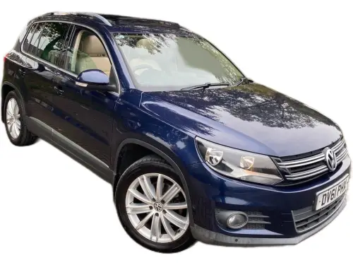 Volkswagen Tiguan DV61 PHX