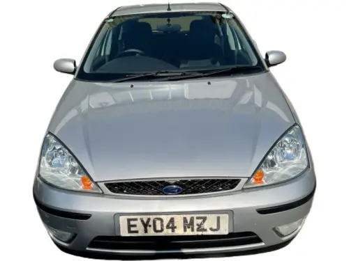Ford Focus Ghia EY04 MZJ