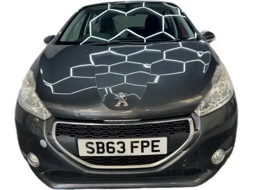 Peugeot 208 SB63 FPE