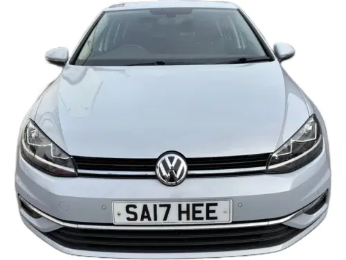Volkswagen Golf SA17 HEE