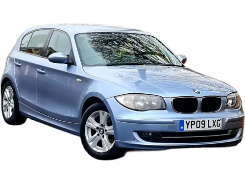 BMW 118 YP09 LXG