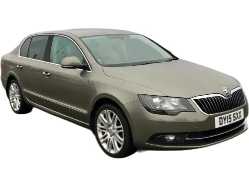 Škoda Superb DY15 SXX