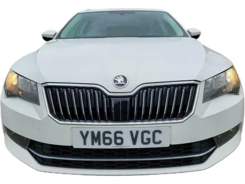 Škoda Superb SE TDI 4x4 YM66 VGC