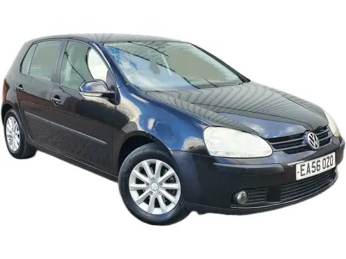 Volkswagen Golf FSI SE EA56 OZO