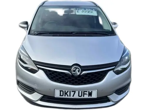 Vauxhall Zafira DK17 UFW