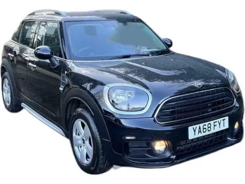 MINI Countryman Cooper Classic YA68 FYT