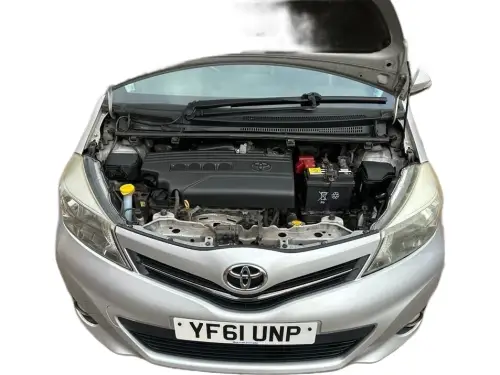 Toyota Yaris YF61 UNP