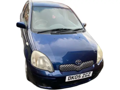 Toyota Yaris Blue DK05 ZGZ