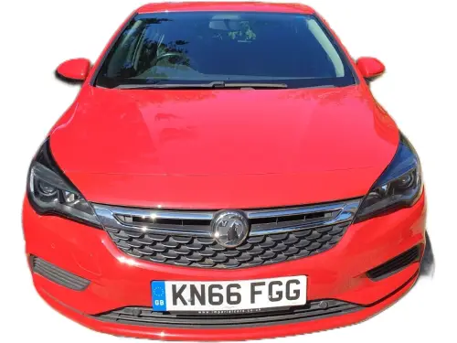 Vauxhall Astra KN66 FGG