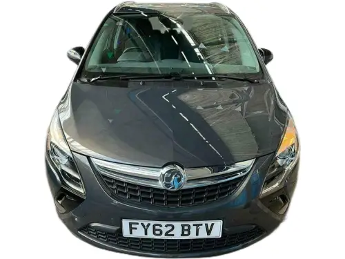 Vauxhall Zafira Tourer SE CDTi Auto FY62 BTV